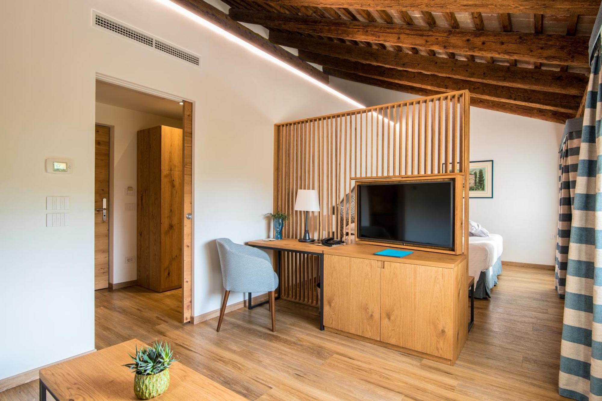 Hotel Ristorante Magia Del Brenta Fiesso dʼArtico المظهر الخارجي الصورة